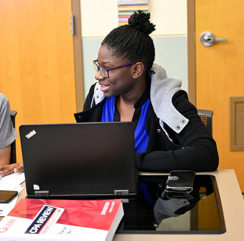Photo-3-R-Coakley-volunteering-500